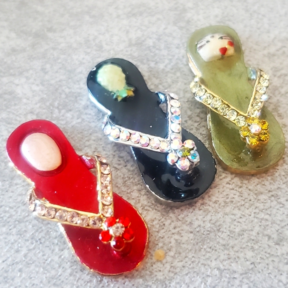 Flip-Flop Rhinestone Charm Set - Red, Black, Green